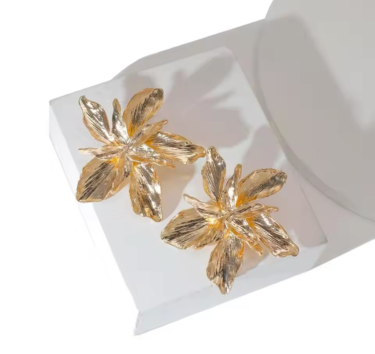 Golden Blossom petal