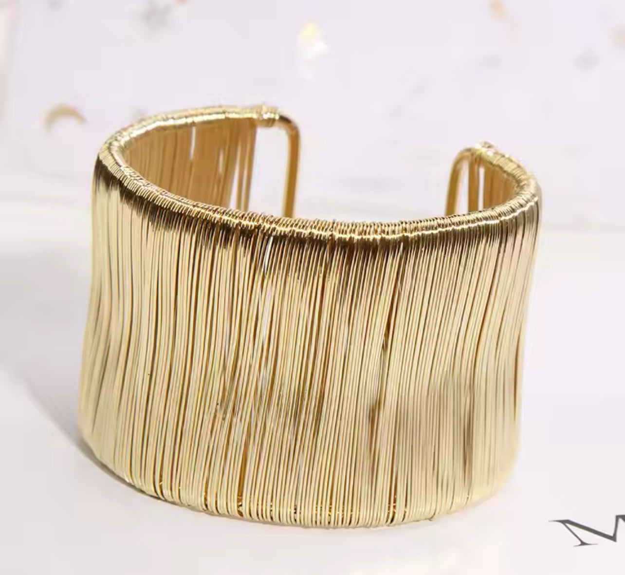 Luxe Gold Wave Cuff
