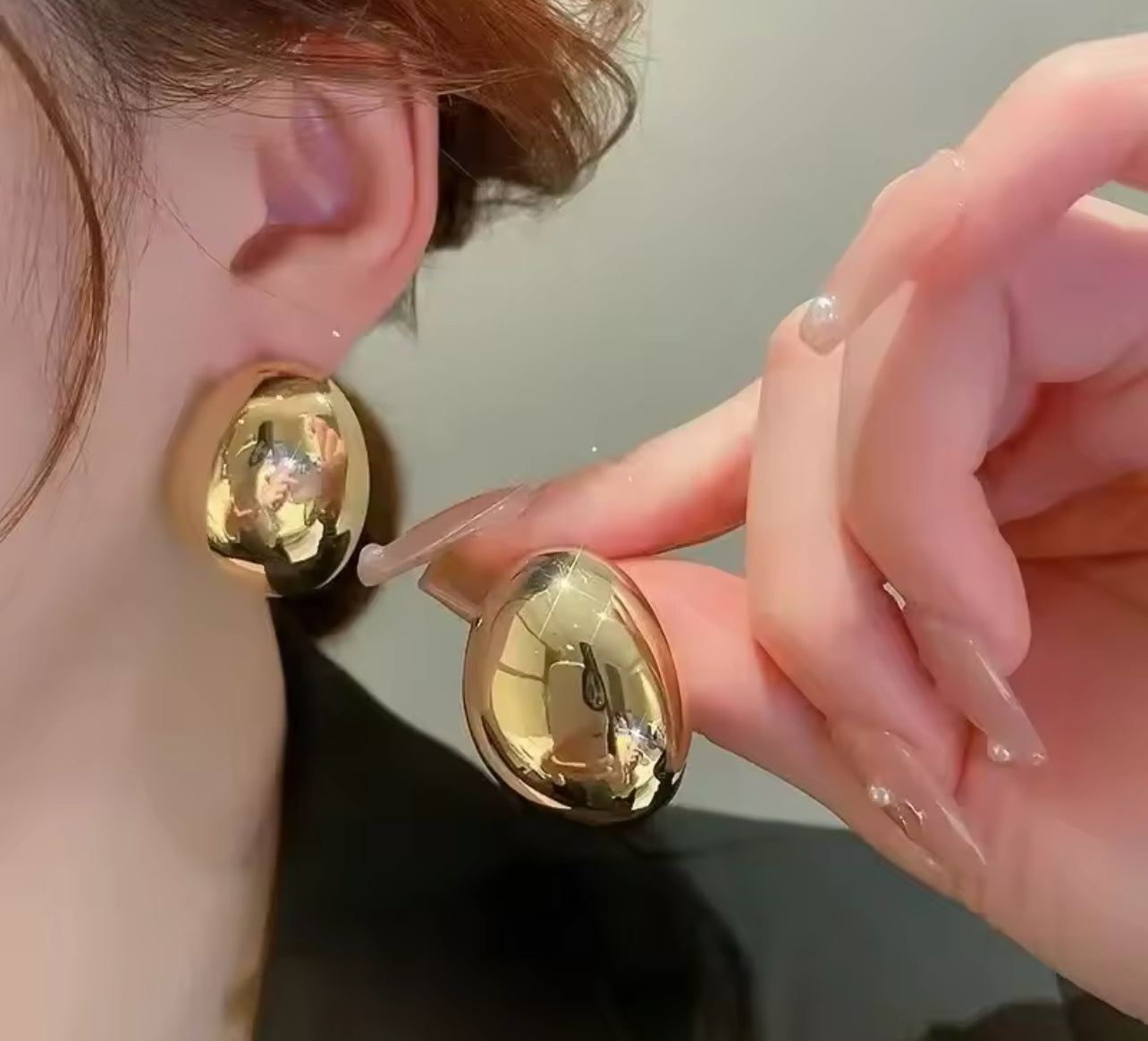 Oval Gold